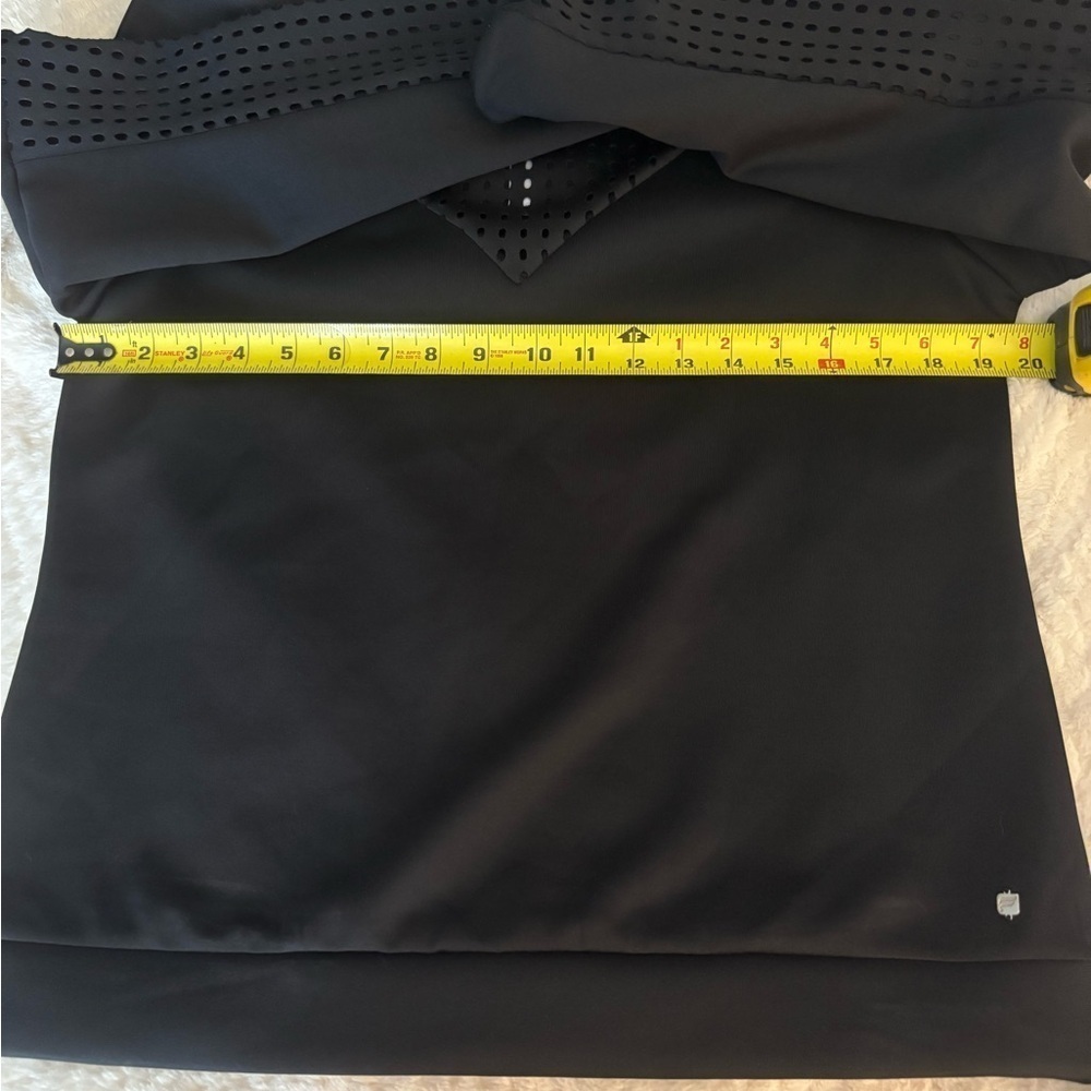 Fabletics Tilly Sweatshirt Size Medium - image 4